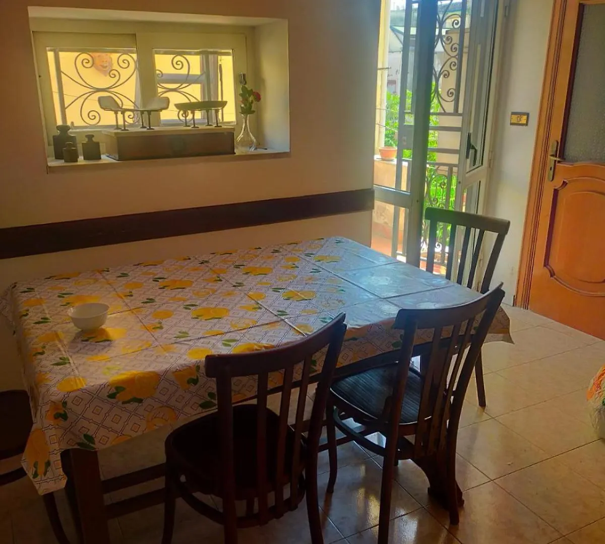 La Casa Di Nonna Teresa Bed & Breakfast Naples